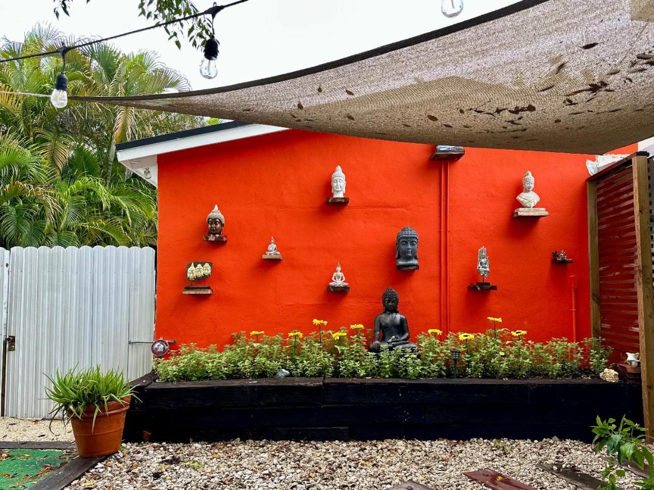 Flora's Garden Apartment/studio * North Miami